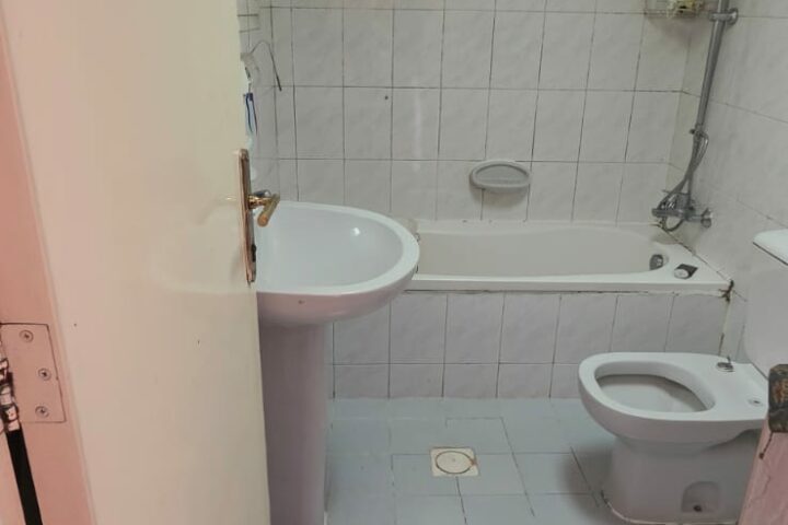 3/6 photos