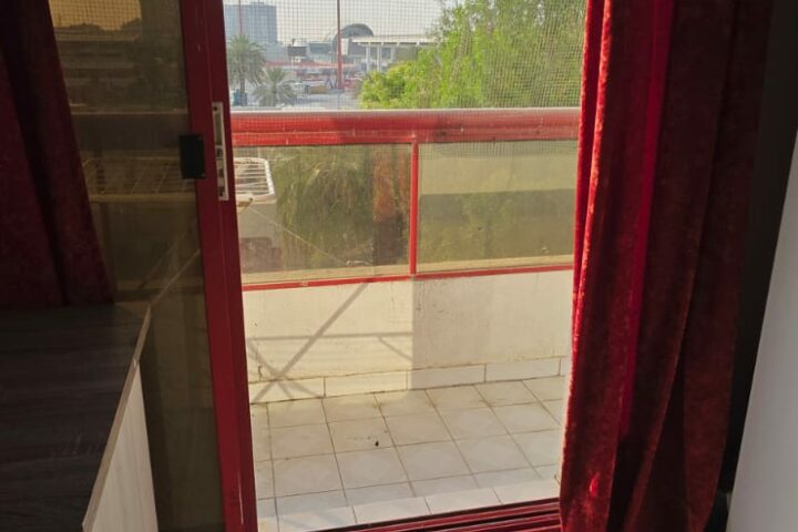 6/6 photos